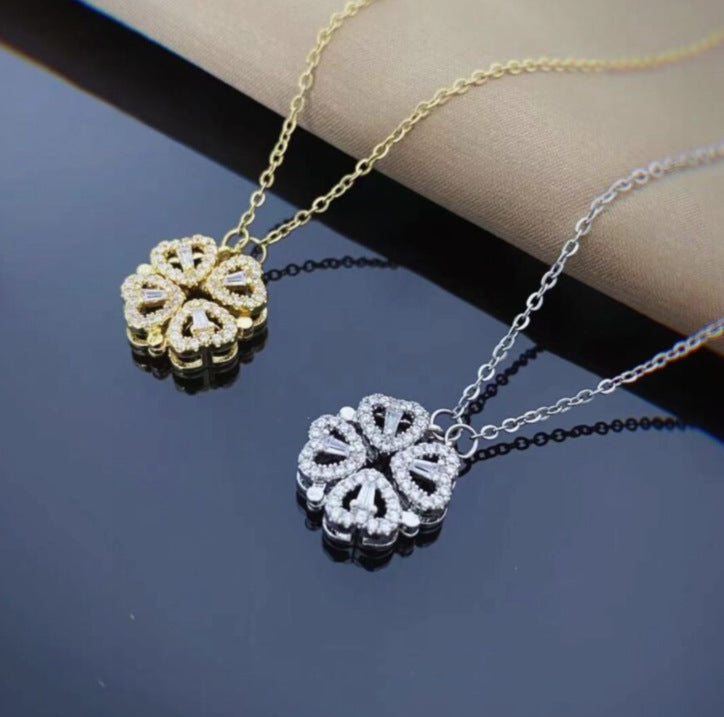 Openable heart pendant necklace in gold for women